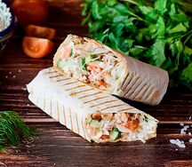 Шаурма и напиток