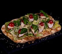 Цезарь с курицей