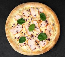 Пицца с курицей