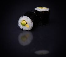 Маки с авокадо