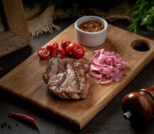 Стейк из свиной шеи