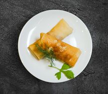 Блины с курицей и грибным жульеном