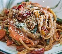 WOK с Лососем