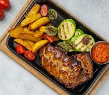 Запечённые свиные рёбрышки