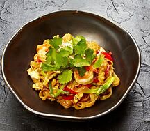 Рисовая лапша с морепродуктами
