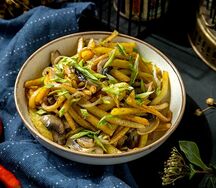 Картофель жареный с грибами