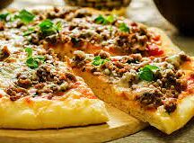 Pizza bolognaise