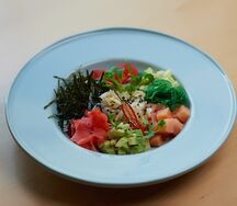 Поке с лососем