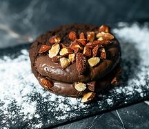 Пирожное Wookie Cookie Вареная сгущенка-орехи