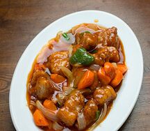 Porc sauté attieke