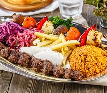 Люля-кебаб с овощами-гриль