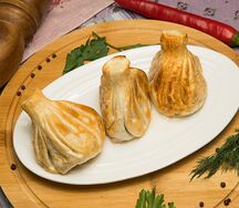 Жареные хинкали с бараниной