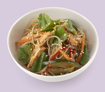 Корейский салат с лапшой и курицей