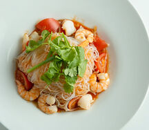 Yum woon saen seafood