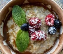Каша овсяная с карамелью
