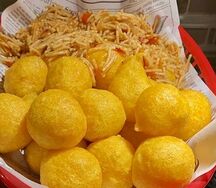 Jaune jaune au vermicelles