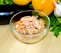 Салат с курицей, грибами и морковью по-корейски