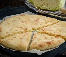 Пирог с капустой и сыром