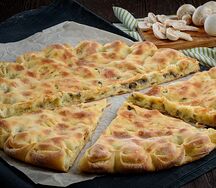 Пирог с картофелем и грибами