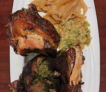 Demi poulet fumé attiéké