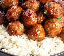 Boulettes de boeuf et riz à la créole