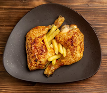 Cuisses de poulet et frite plus boisson offerte