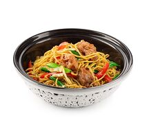 Вьетнамская уличная лапша с курицей