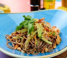 Вок с морепродуктами