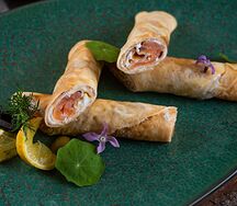 Блинчики с лососем