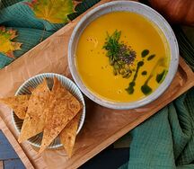 Тыквенный крем-суп с лососем