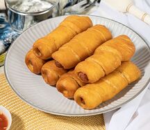 Пирожки с сосиской