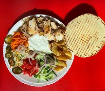 Шаверма на тарелке