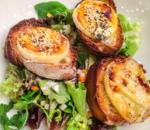 Salade chèvre chaude