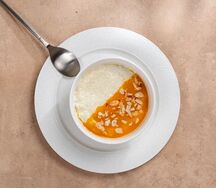 Каша рисовая с манго-соусом