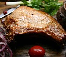 Шашлык из cвинoй корейки на кости