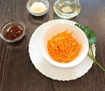 Салат Морковный с чесноком