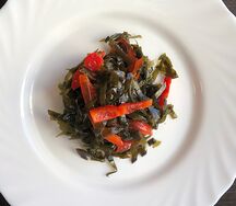 Салат из морской капусты со сладким перцем