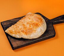 Чебурек с курицей и сыром