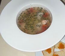 Уха с лососем