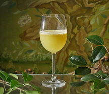 Свежевыжатый яблочный сок