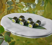 Ролл с авокадо