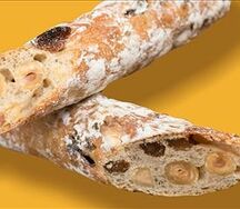 Флейта с фундуком и изюмом