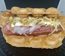Обжорный хот-дог