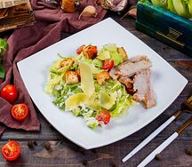 Цезарь с курицей