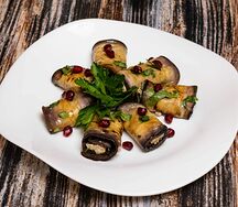 Рулетики из баклажанов