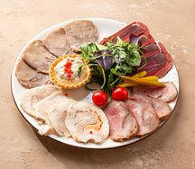 Мясное ассорти