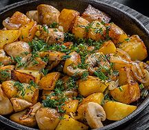 Жареный картофель с грибами