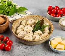 Пельмени с курицей и сливочным маслом