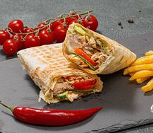 Шаурма сырная с курицей