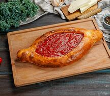 Хачапури по-аджарски с томатом